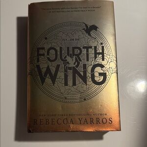 Barnes & Noble Gold and Black Book - Fourth Wing
